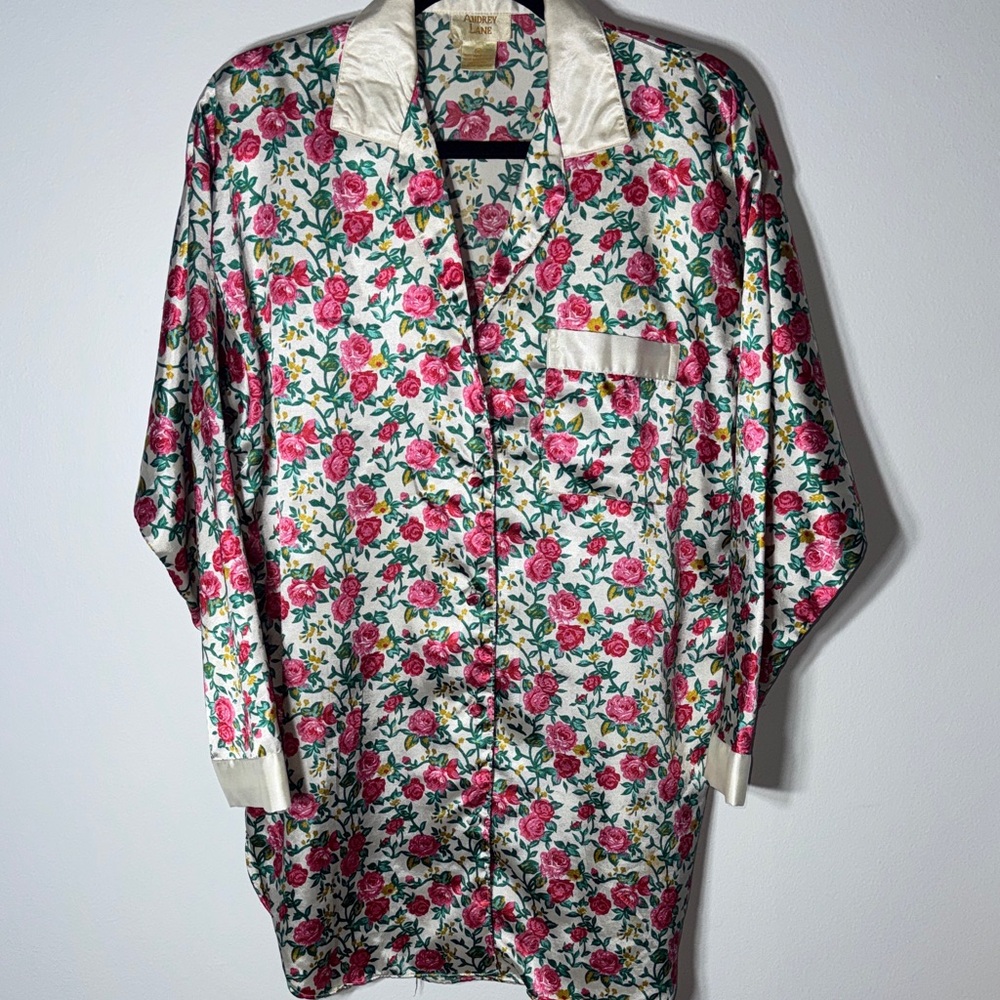 Vintage Audrey Lane Button Down Valentine Floral Satin Robe Lingerie Pink Roses